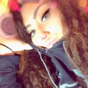 Meet your Posher, Cierra